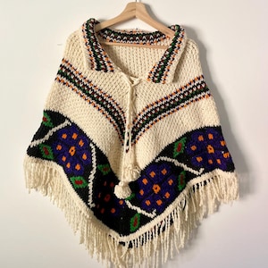 Vintage 60s Mexican Hand Knit Wool Poncho , Chunky Knit Poncho , BOHO Festival Wear , Chunky Knit , Colorful Ethnic Poncho